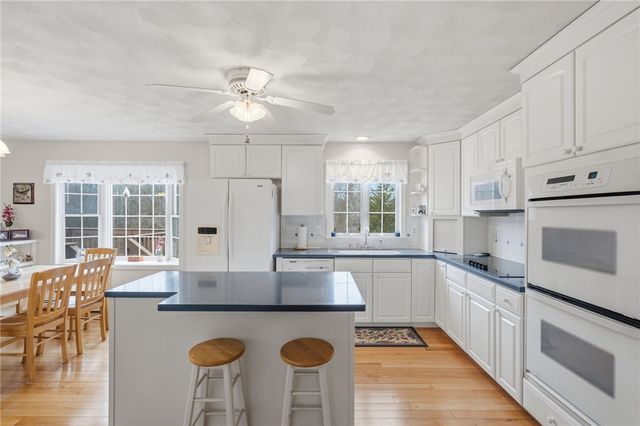 143 Trimtown Road, Scituate, RI 02857