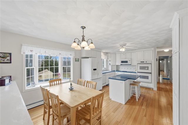 143 Trimtown Road, Scituate, RI 02857