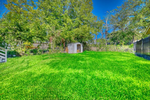 1559 Vermont Avenue, Dallas, TX 75216