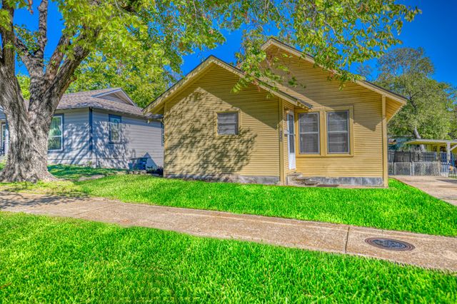 1559 Vermont Avenue, Dallas, TX 75216