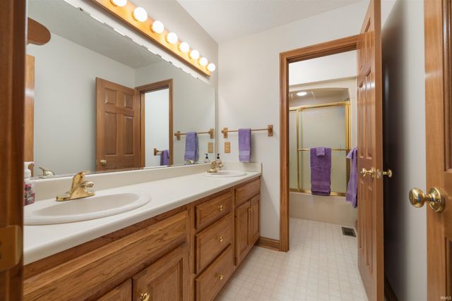 6615 Cherry Hill Parkway, Fort Wayne, IN 46835