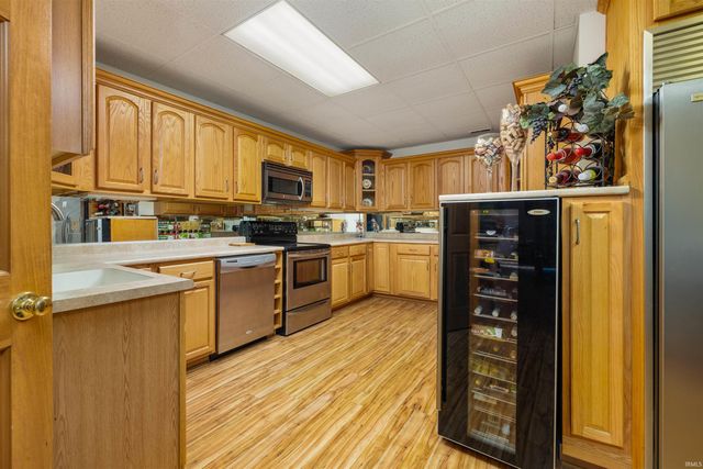 6615 Cherry Hill Parkway, Fort Wayne, IN 46835