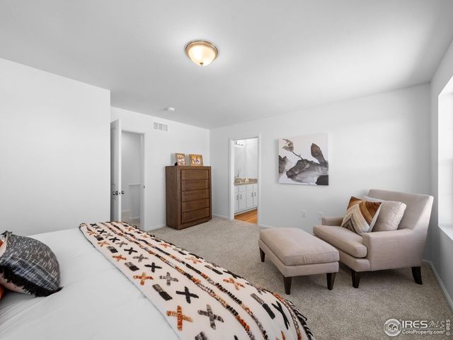 3379 Pearwood Dr, Johnstown, CO 80534