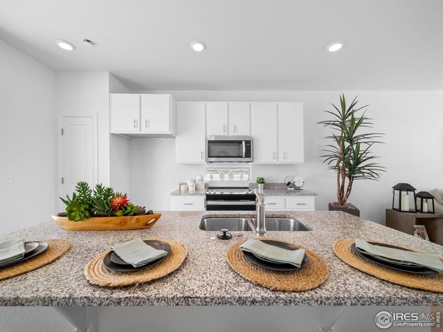 3379 Pearwood Dr, Johnstown, CO 80534