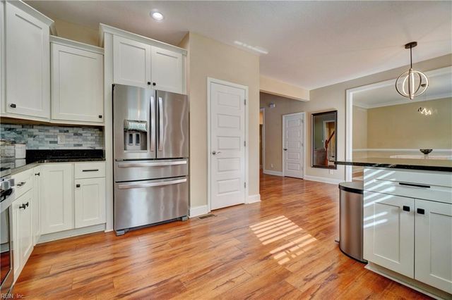 411 Maple RD, Yorktown, VA 23690