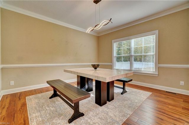 411 Maple RD, Yorktown, VA 23690