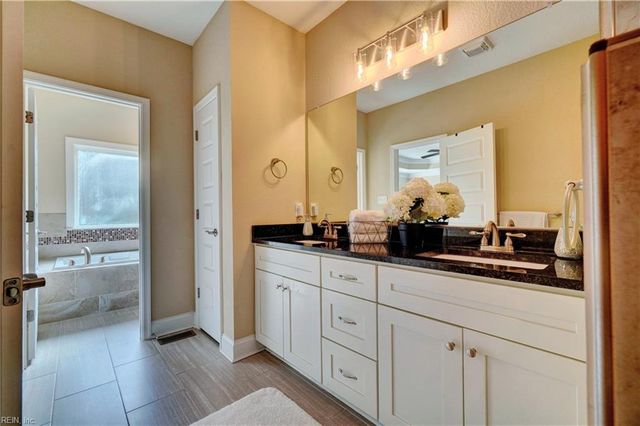 411 Maple RD, Yorktown, VA 23690