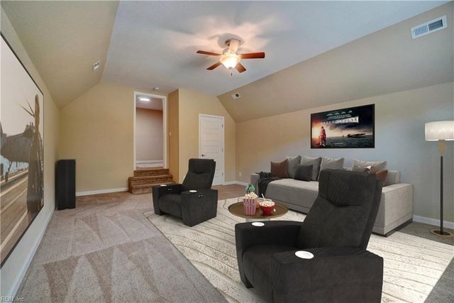 411 Maple RD, Yorktown, VA 23690