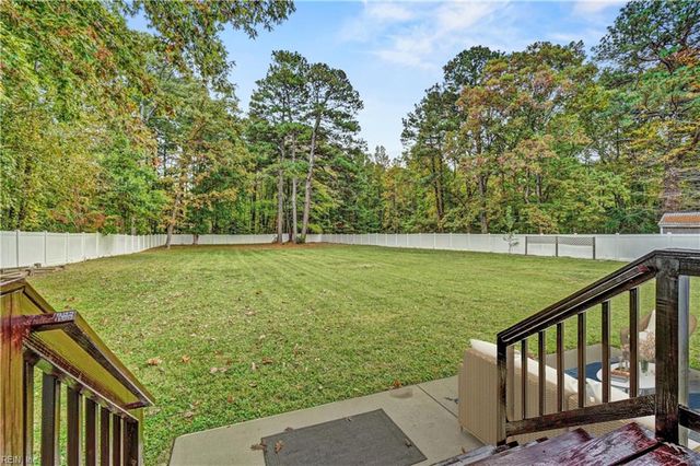 411 Maple RD, Yorktown, VA 23690