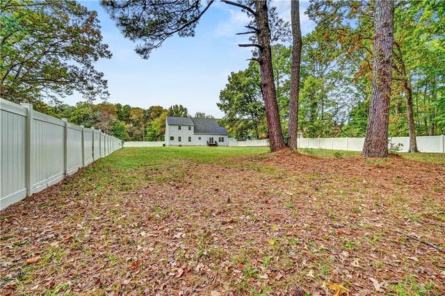 411 Maple RD, Yorktown, VA 23690
