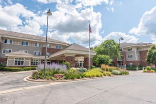 801 N MCLEAN Boulevard 118, Elgin, IL 60123