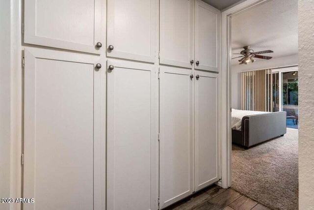 7526 N VIA DE LA CAMPANA A --, Scottsdale, AZ 85258