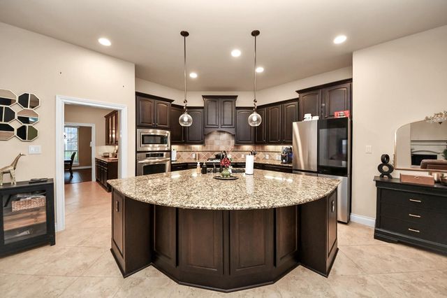 16211 Canova Hill Lane, Houston, TX 77044