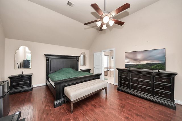16211 Canova Hill Lane, Houston, TX 77044