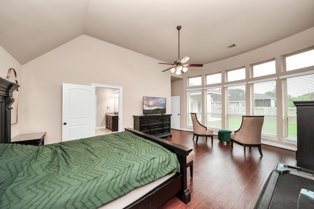 16211 Canova Hill Lane, Houston, TX 77044