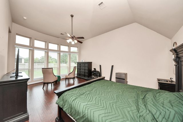 16211 Canova Hill Lane, Houston, TX 77044