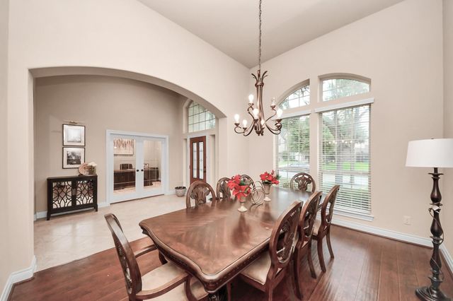 16211 Canova Hill Lane, Houston, TX 77044