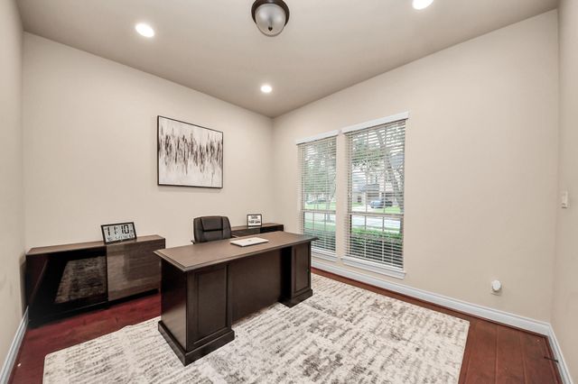 16211 Canova Hill Lane, Houston, TX 77044