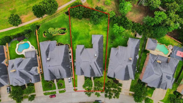 16211 Canova Hill Lane, Houston, TX 77044