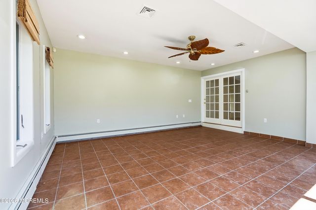 214 Hope Road, Tinton Falls, NJ 07724