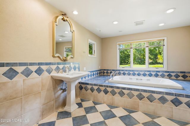 214 Hope Road, Tinton Falls, NJ 07724
