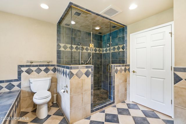 214 Hope Road, Tinton Falls, NJ 07724