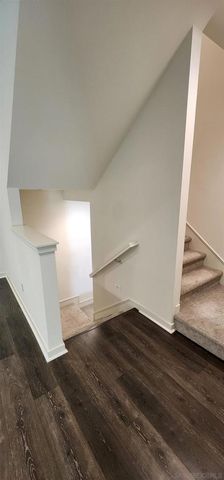 321 Canoe Ct., Santee, CA 92071