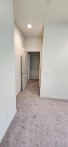 321 Canoe Ct., Santee, CA 92071