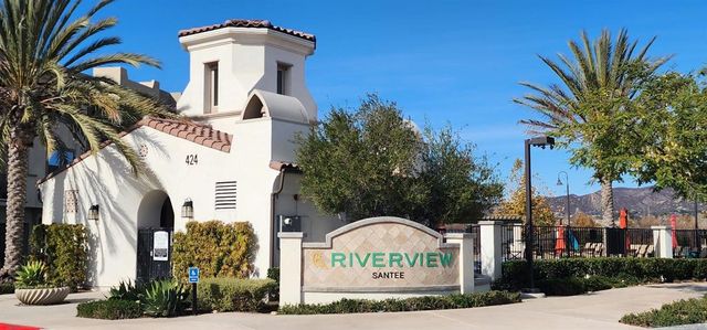 321 Canoe Ct., Santee, CA 92071