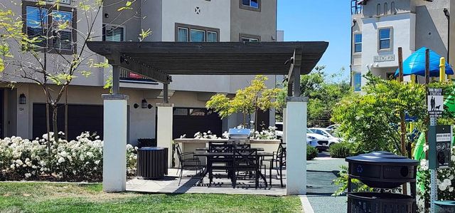 321 Canoe Ct., Santee, CA 92071