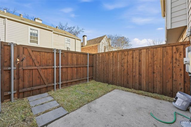 73 Winchester Drive, Euless, TX 76039