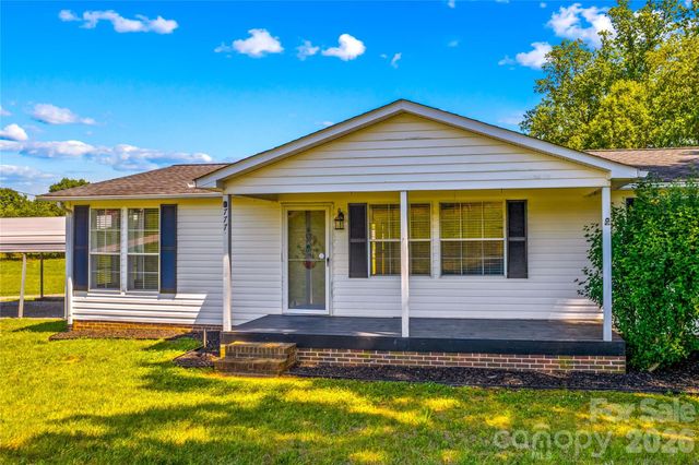 777 Midway Road, Statesville, NC 28625