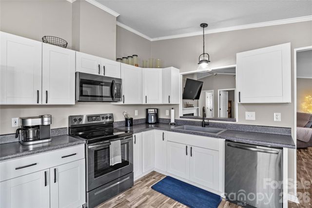 777 Midway Road, Statesville, NC 28625