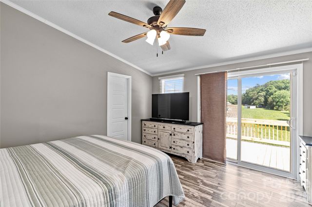 777 Midway Road, Statesville, NC 28625