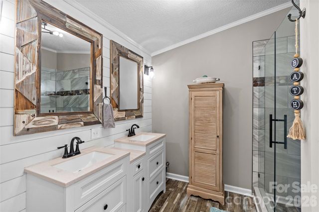 777 Midway Road, Statesville, NC 28625