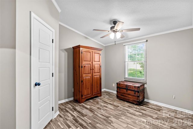 777 Midway Road, Statesville, NC 28625