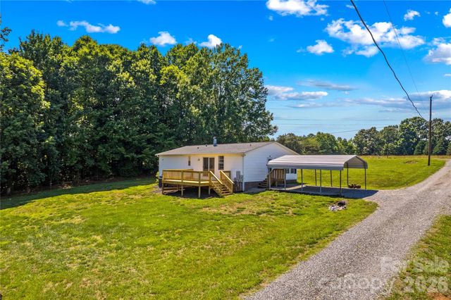 777 Midway Road, Statesville, NC 28625