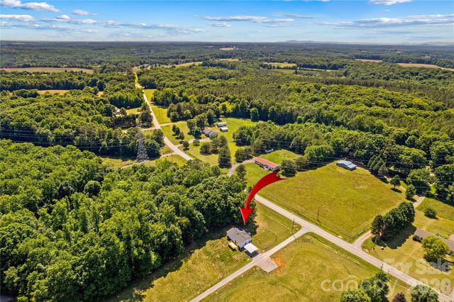 777 Midway Road, Statesville, NC 28625