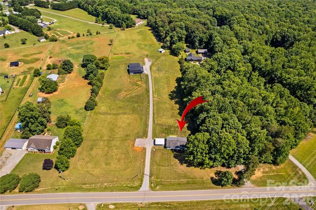 777 Midway Road, Statesville, NC 28625