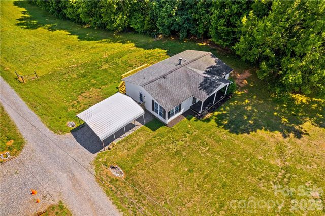 777 Midway Road, Statesville, NC 28625