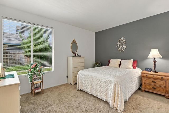 6401 Cedar Ranch Dr, Citrus Heights, CA 95621