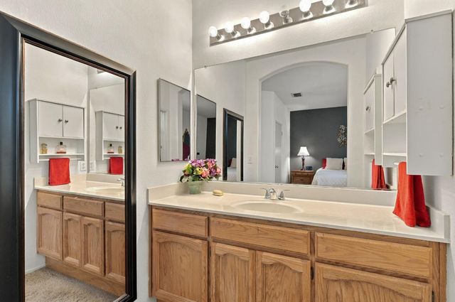 6401 Cedar Ranch Dr, Citrus Heights, CA 95621