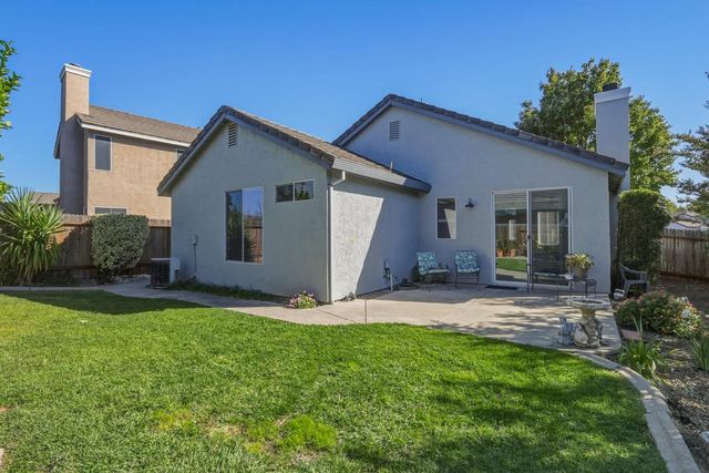 6401 Cedar Ranch Dr, Citrus Heights, CA 95621