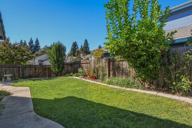 6401 Cedar Ranch Dr, Citrus Heights, CA 95621