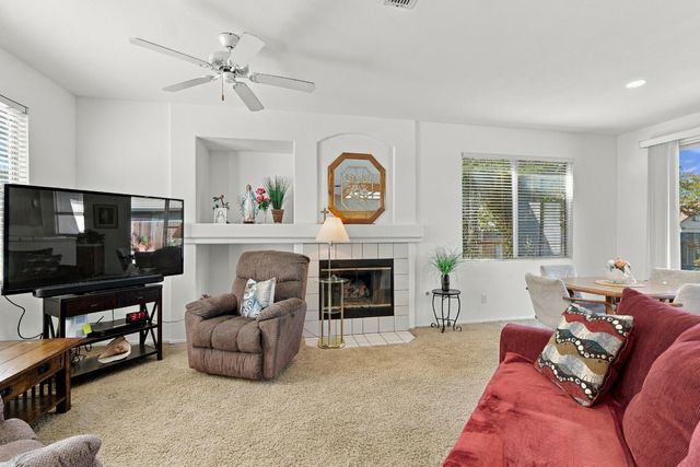 6401 Cedar Ranch Dr, Citrus Heights, CA 95621