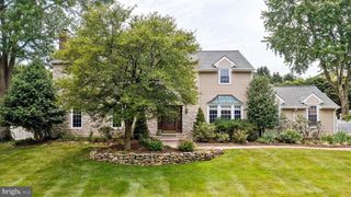 1323 N TULIP DR, West Chester, PA 19380