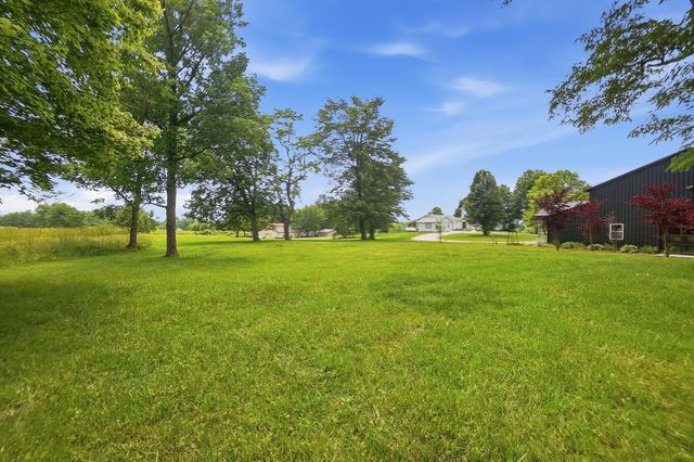 4838 Marion Road NW, Centerburg, OH 43011
