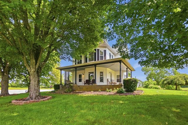 4838 Marion Road NW, Centerburg, OH 43011