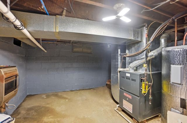 4838 Marion Road NW, Centerburg, OH 43011