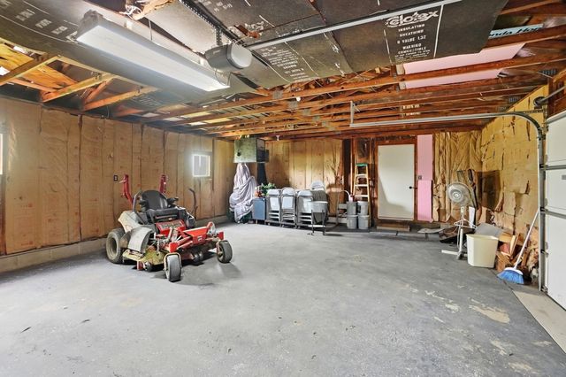 4838 Marion Road NW, Centerburg, OH 43011